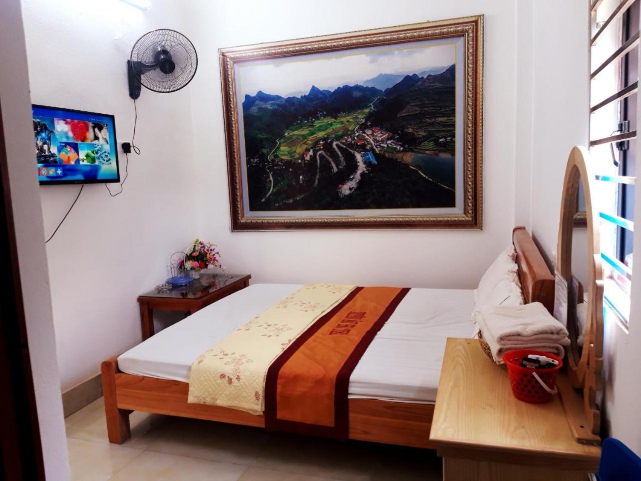 Yen Minh Hotel Thien An Na Thon Bagian luar foto