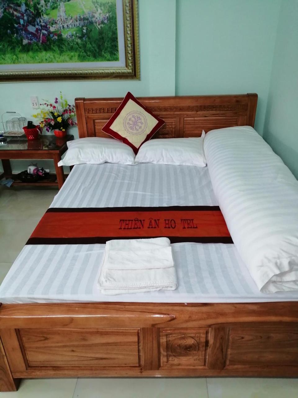 Yen Minh Hotel Thien An Na Thon Bagian luar foto